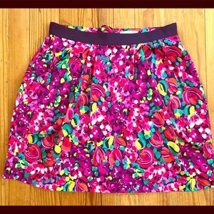 Lilly Pulitzer skirt in Wild Confetti- runs small